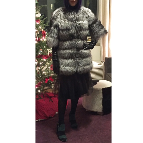 Russian Silver Fox Fur Coat - Picture 3 of 8